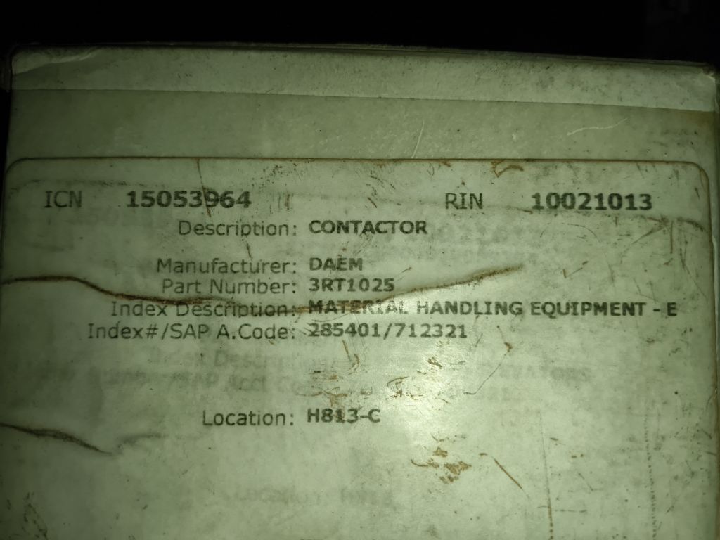 CONTACTOR