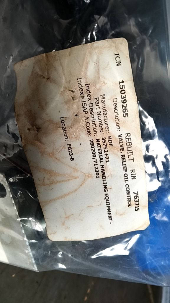 VALVE, RELIEF OIL CONTROL