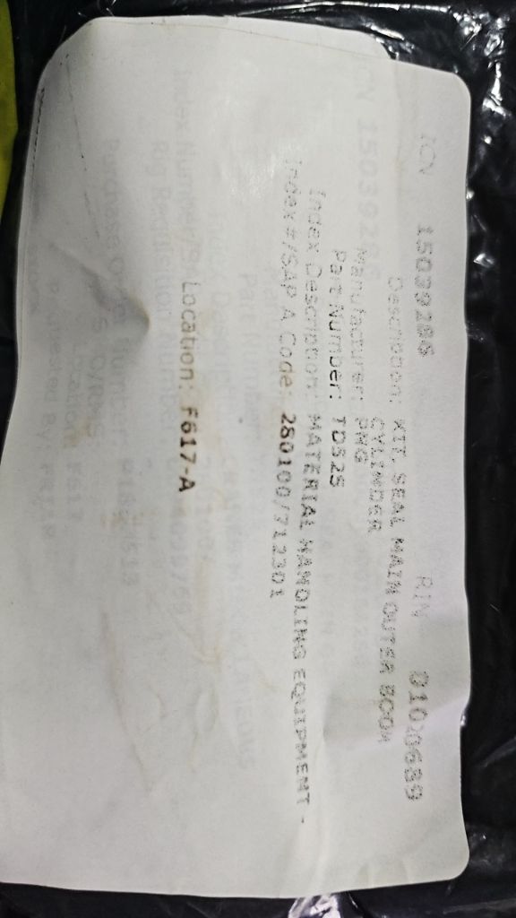 KIT, SEAL MAIN OUTER BOOM CYLINDER