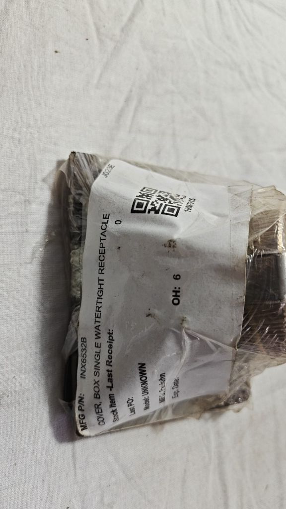 COVER, BOX SINGLE WATERTIGHT RECEPTACLE